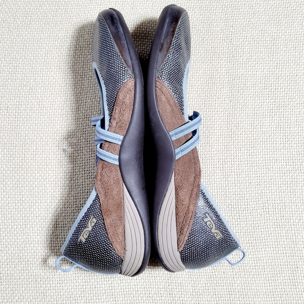 Teva Slip On Mary Jane Flats Brown Suede Blue Accents Shoes Women's (9) - Picture 7 of 9